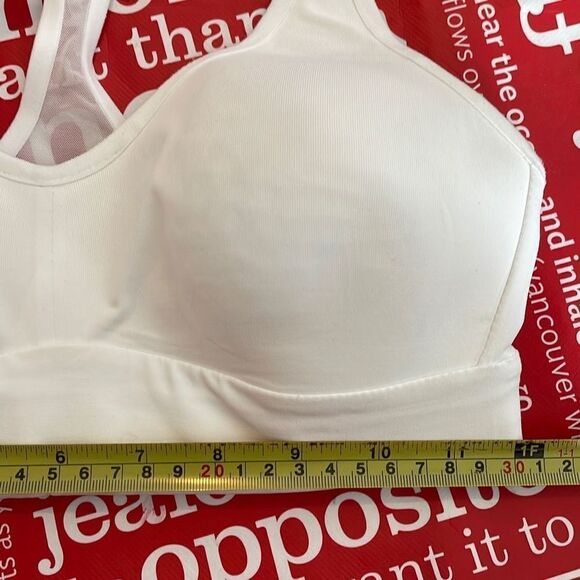 Lululemon Speed Up Bra High Support with Lululemon Shopping Bag - Picture 8 of 9